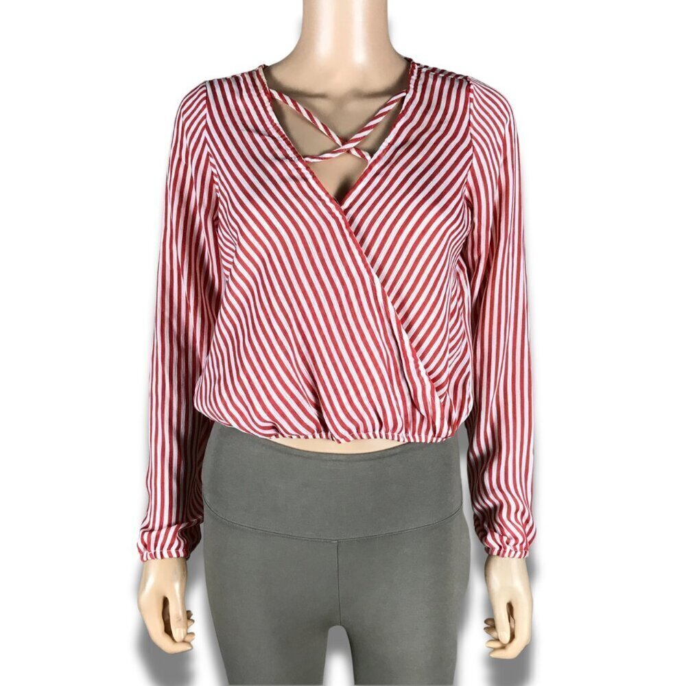 LOVE FIRE Long Sleeve Criss Cross Crop Top NWT Medium